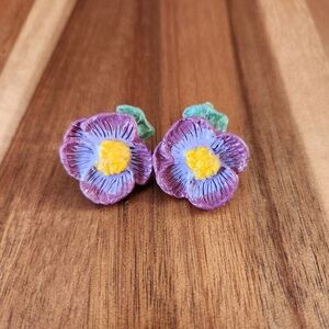Pansy Flower Pierced Earrings